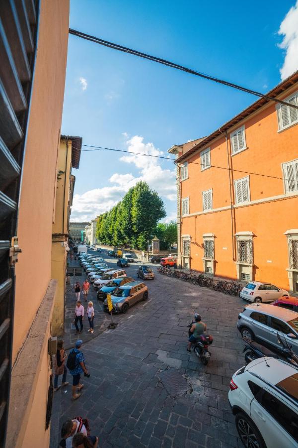 S1 - Serristori Tower Apt - Dolcevita Holiday Firenze Eksteriør bilde