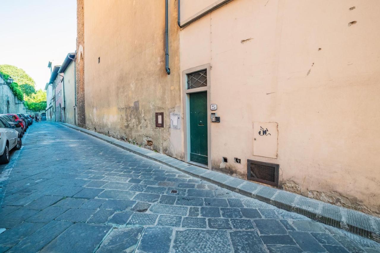 S1 - Serristori Tower Apt - Dolcevita Holiday Firenze Eksteriør bilde
